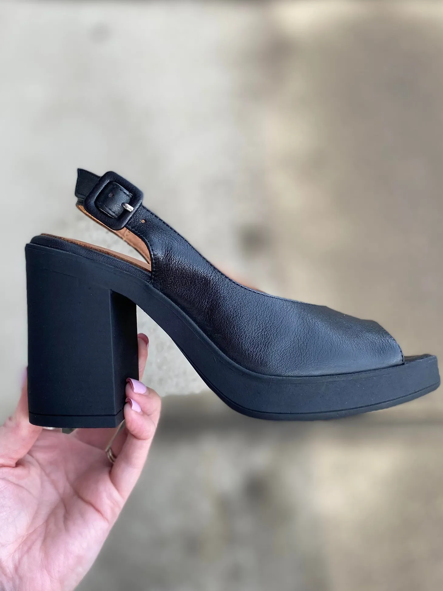 Bueno - Lilly - Black