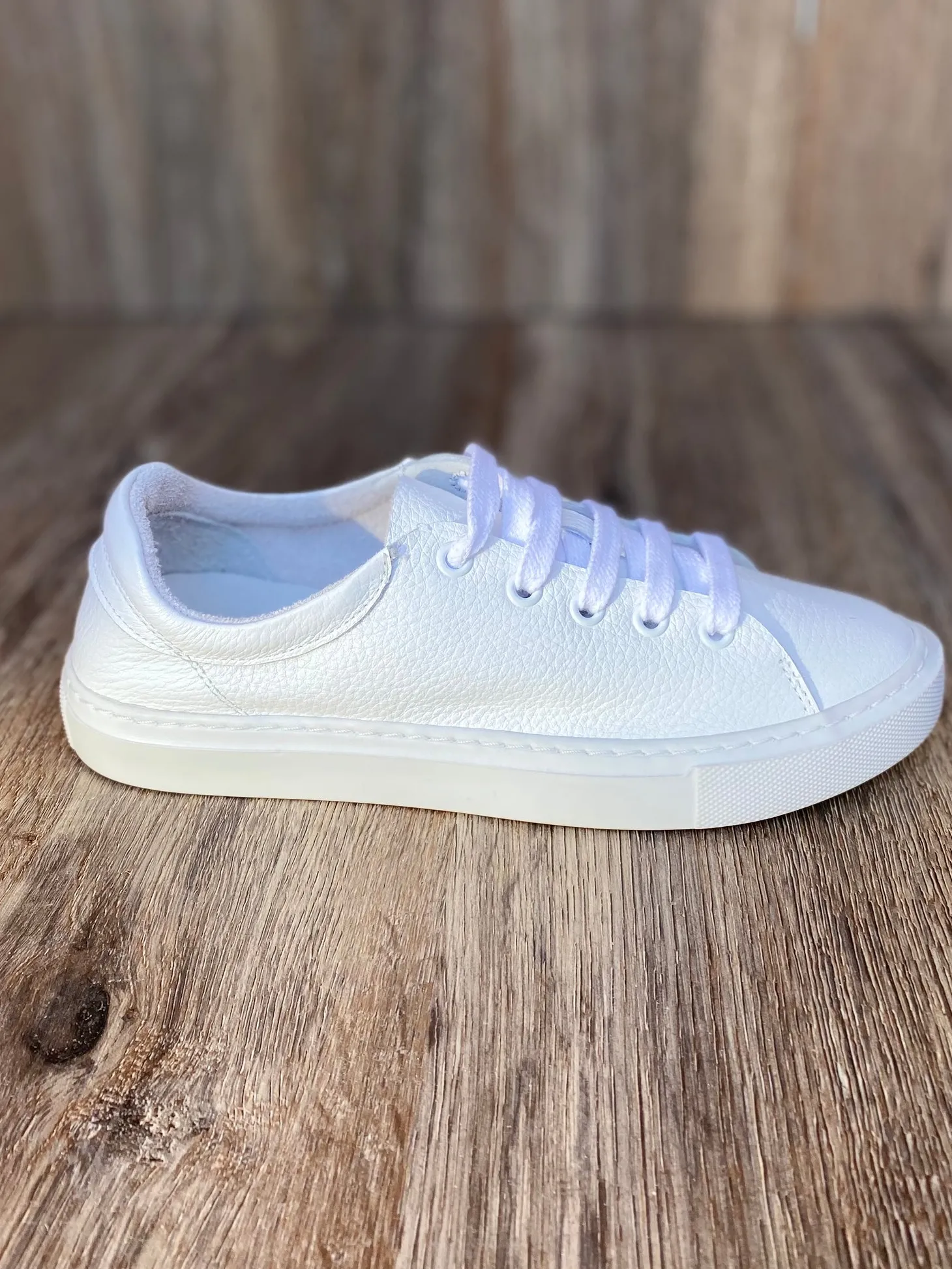 Bueno - Reach - White
