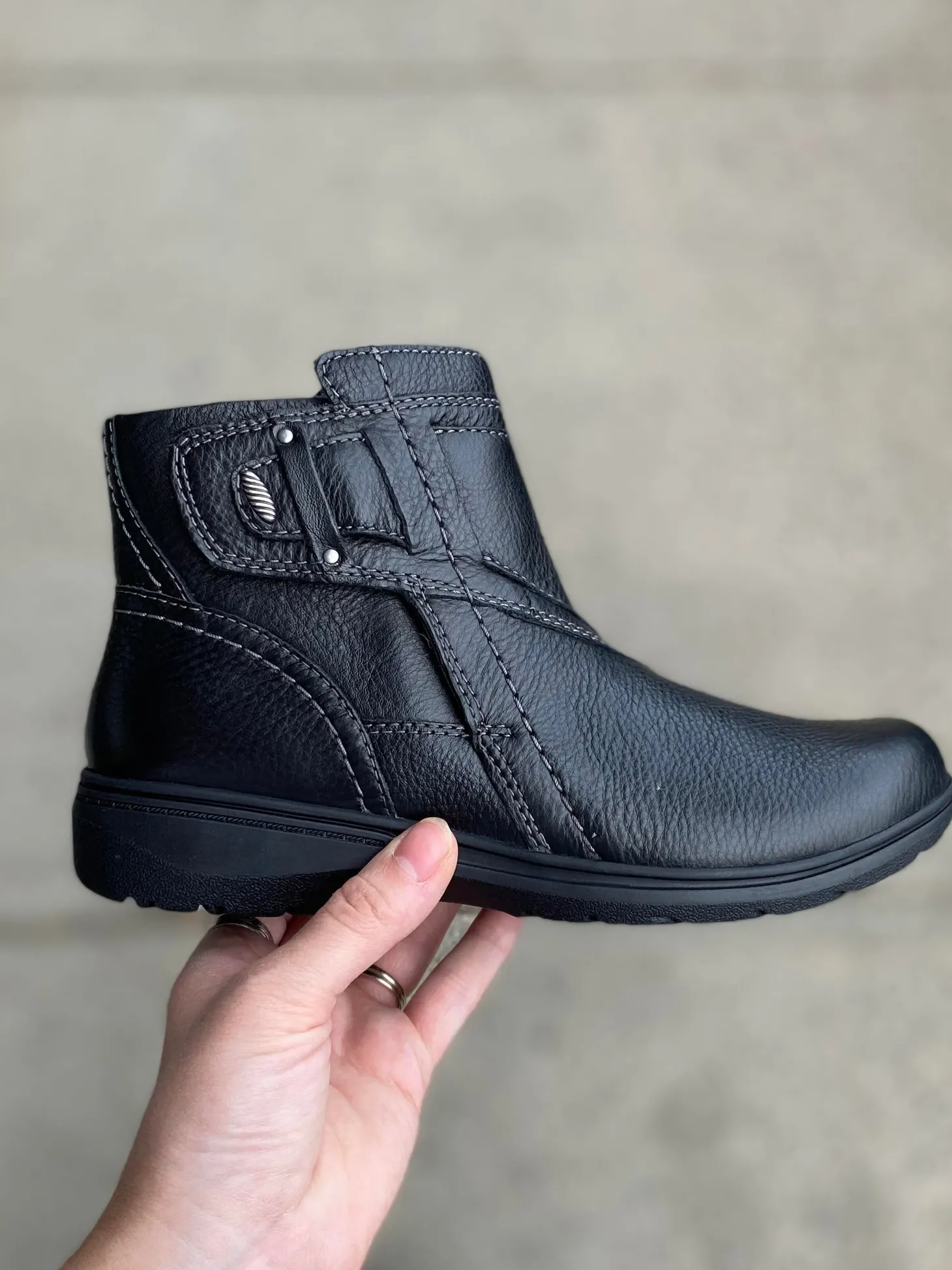 Clarks - Carleigh - Black