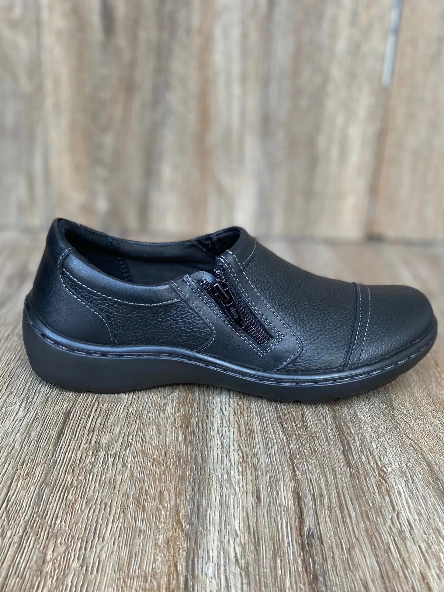 Clarks - Cora Giny - Black