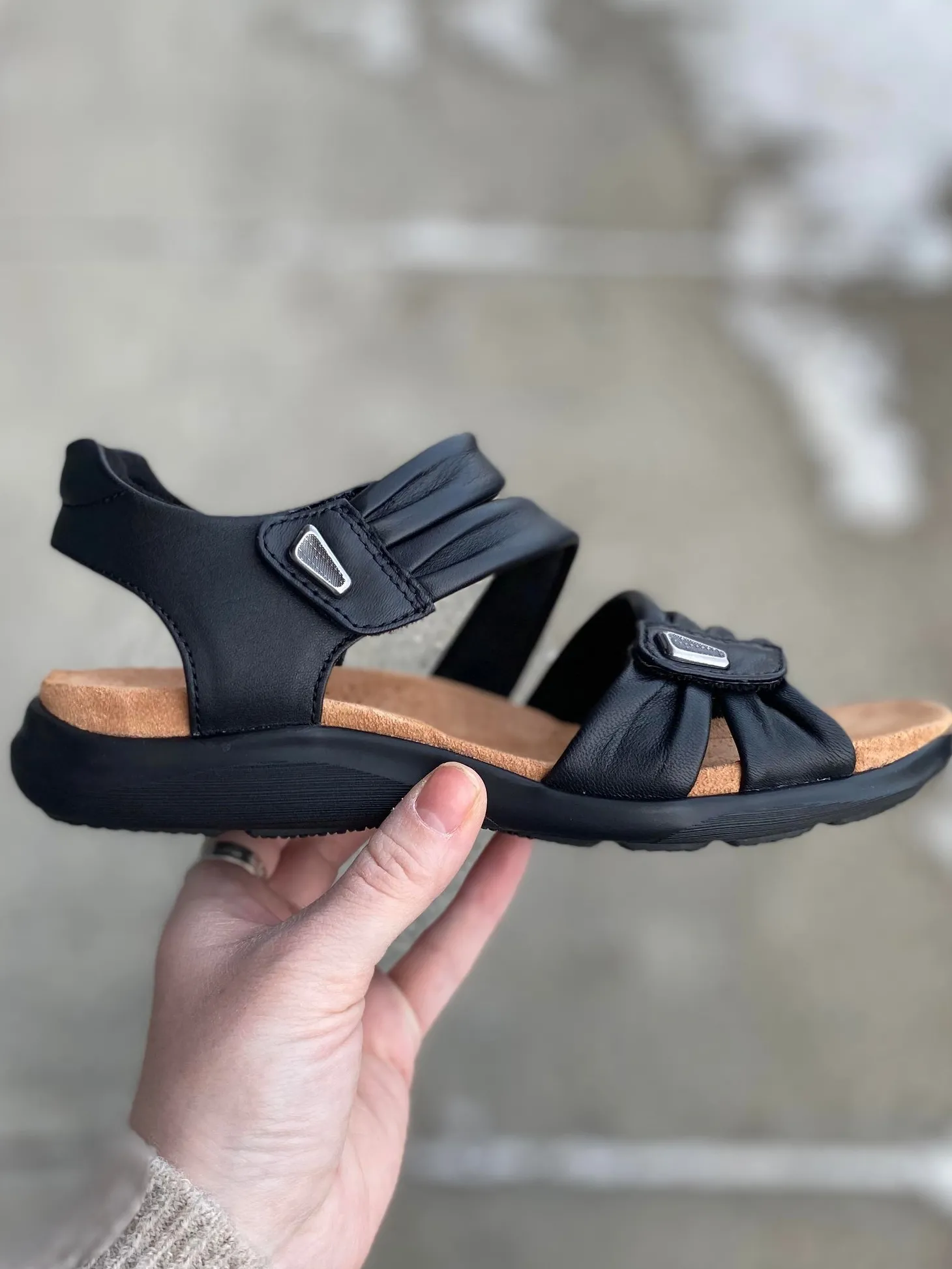 Clarks - Kitly Ave - Black