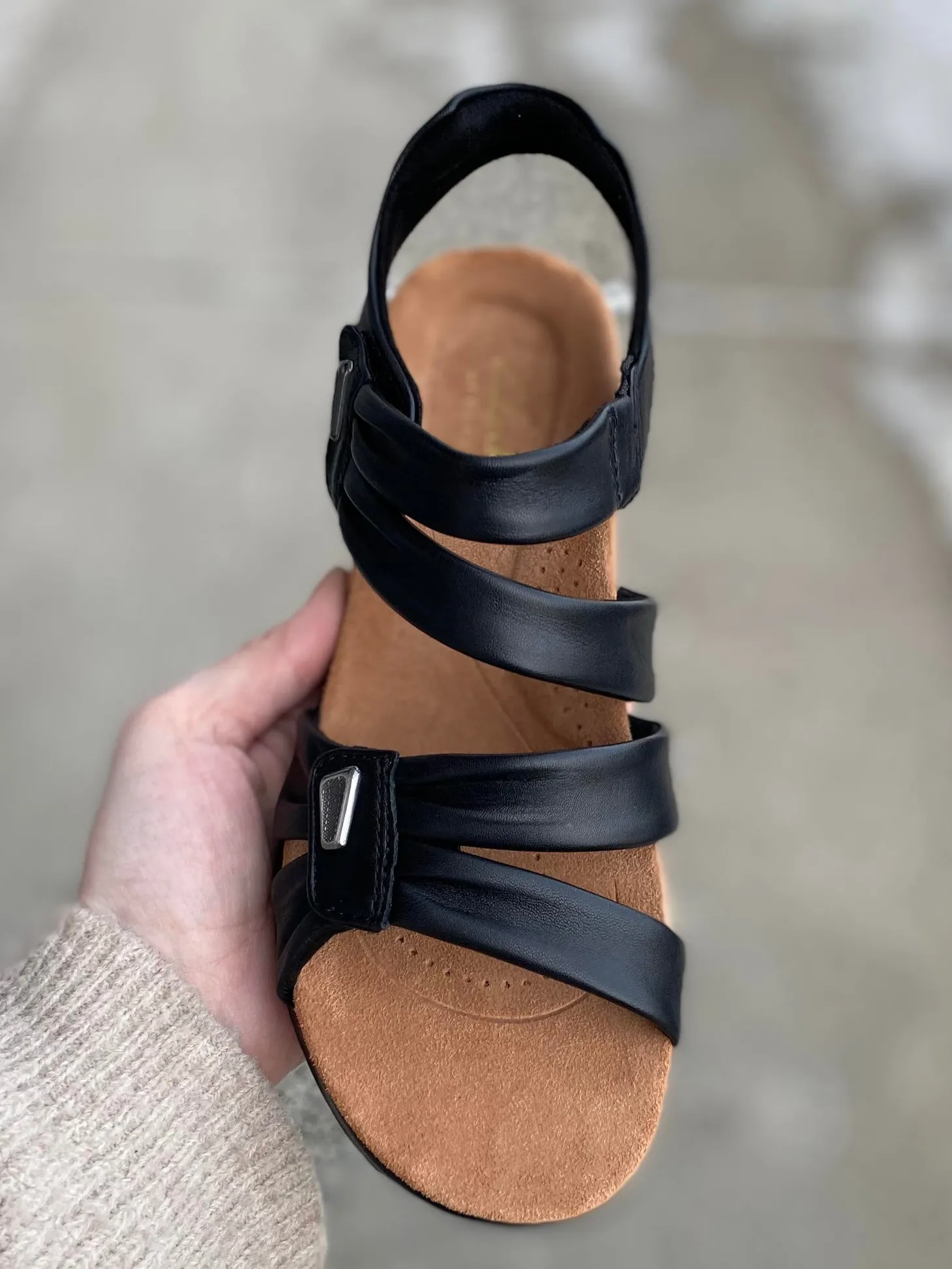 Clarks - Kitly Ave - Black