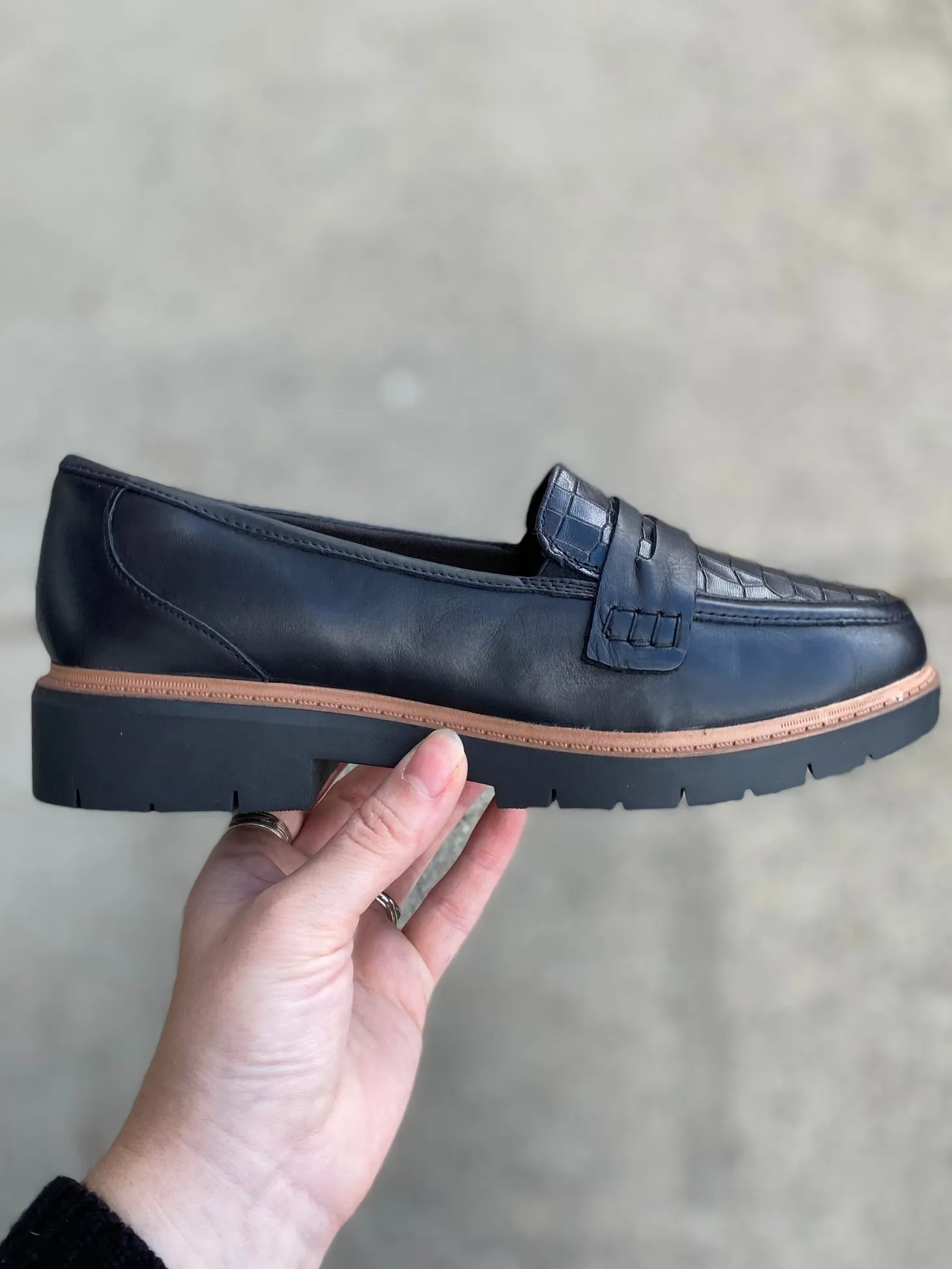 Clarks - Westlynn Ayla- Black *WIDE*