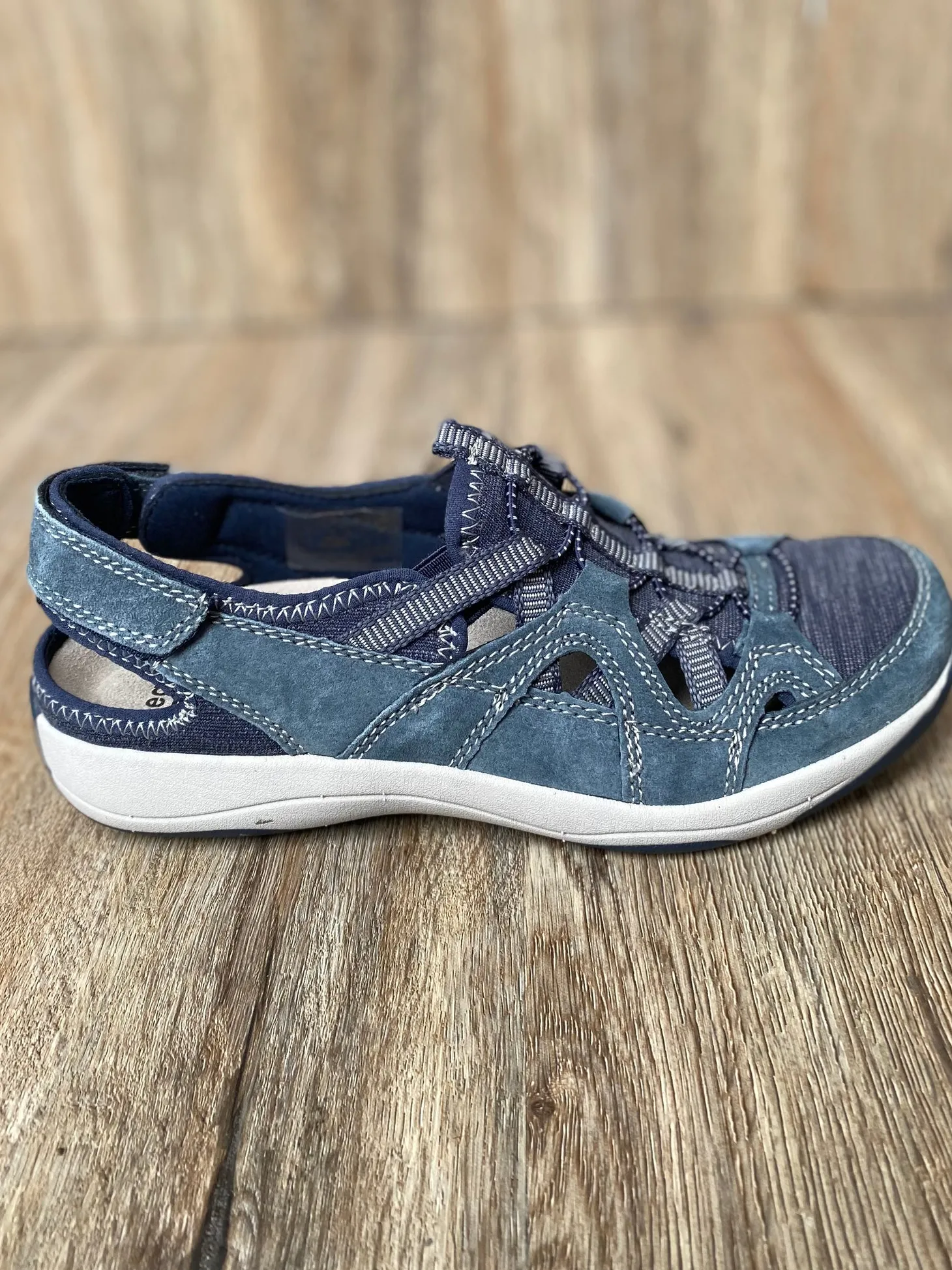 Earth - Sid - Navy