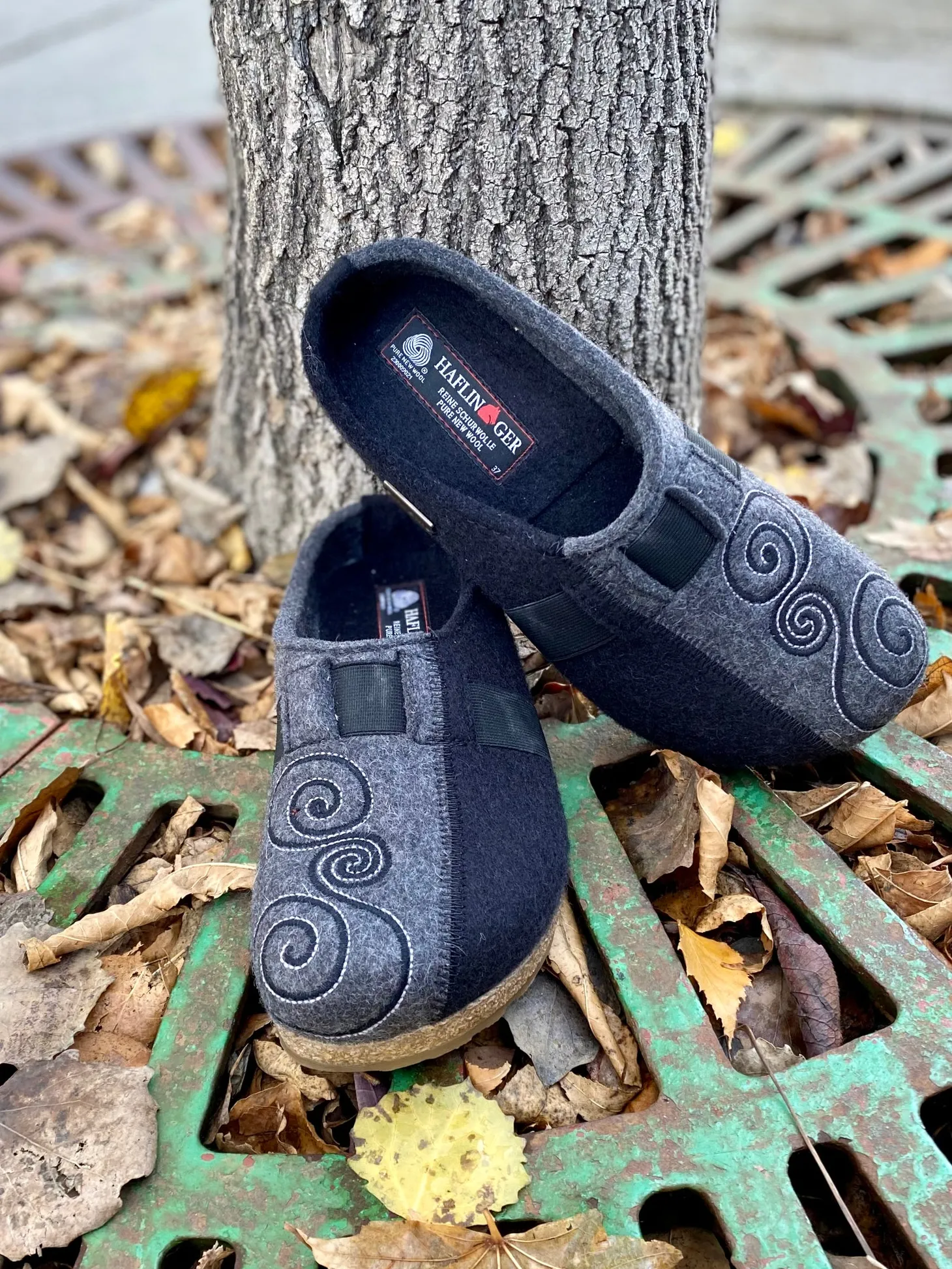 Haflinger - Magic - Black & Grey