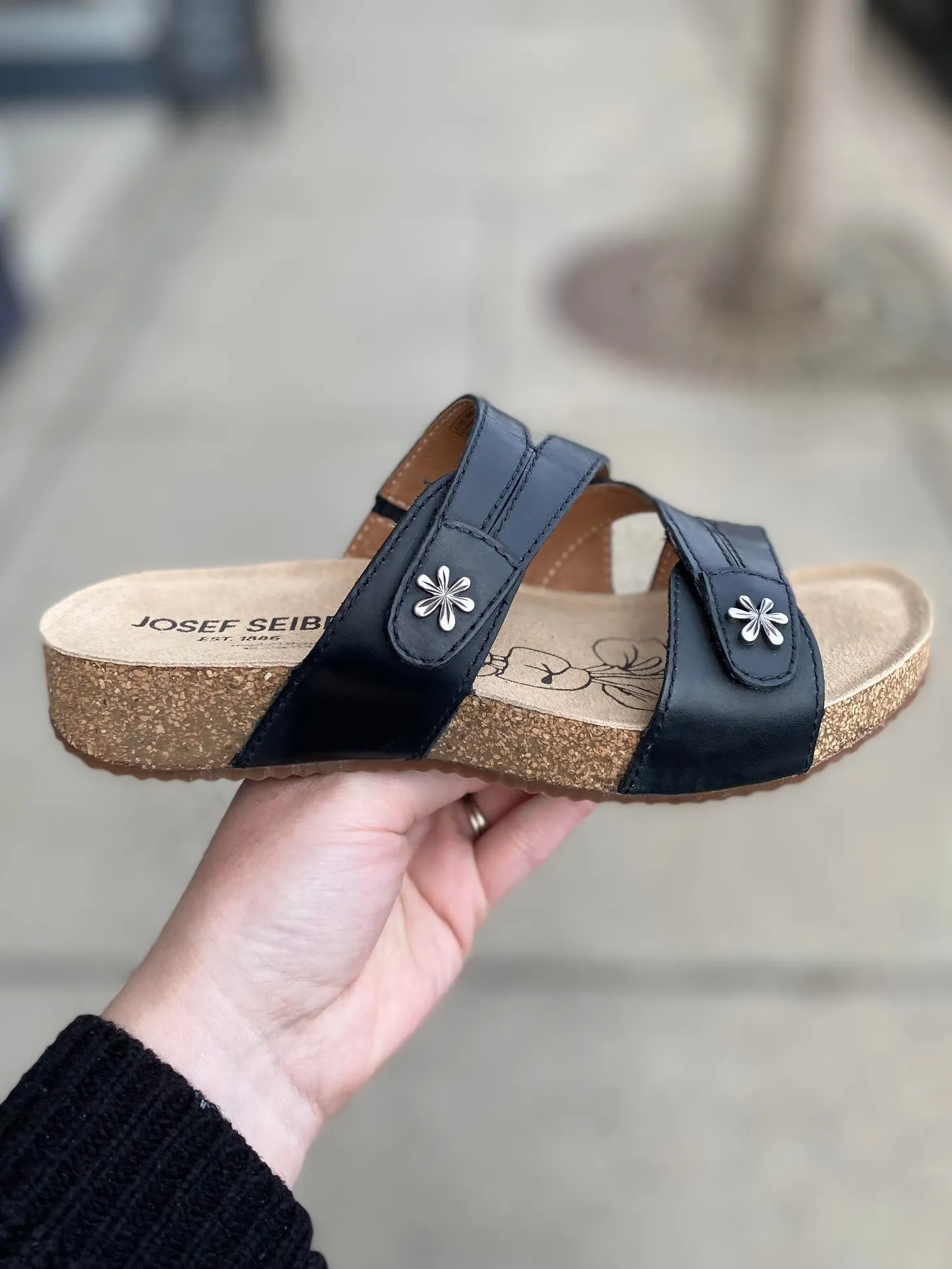 Josef Seibel - Tonga 82 - Black
