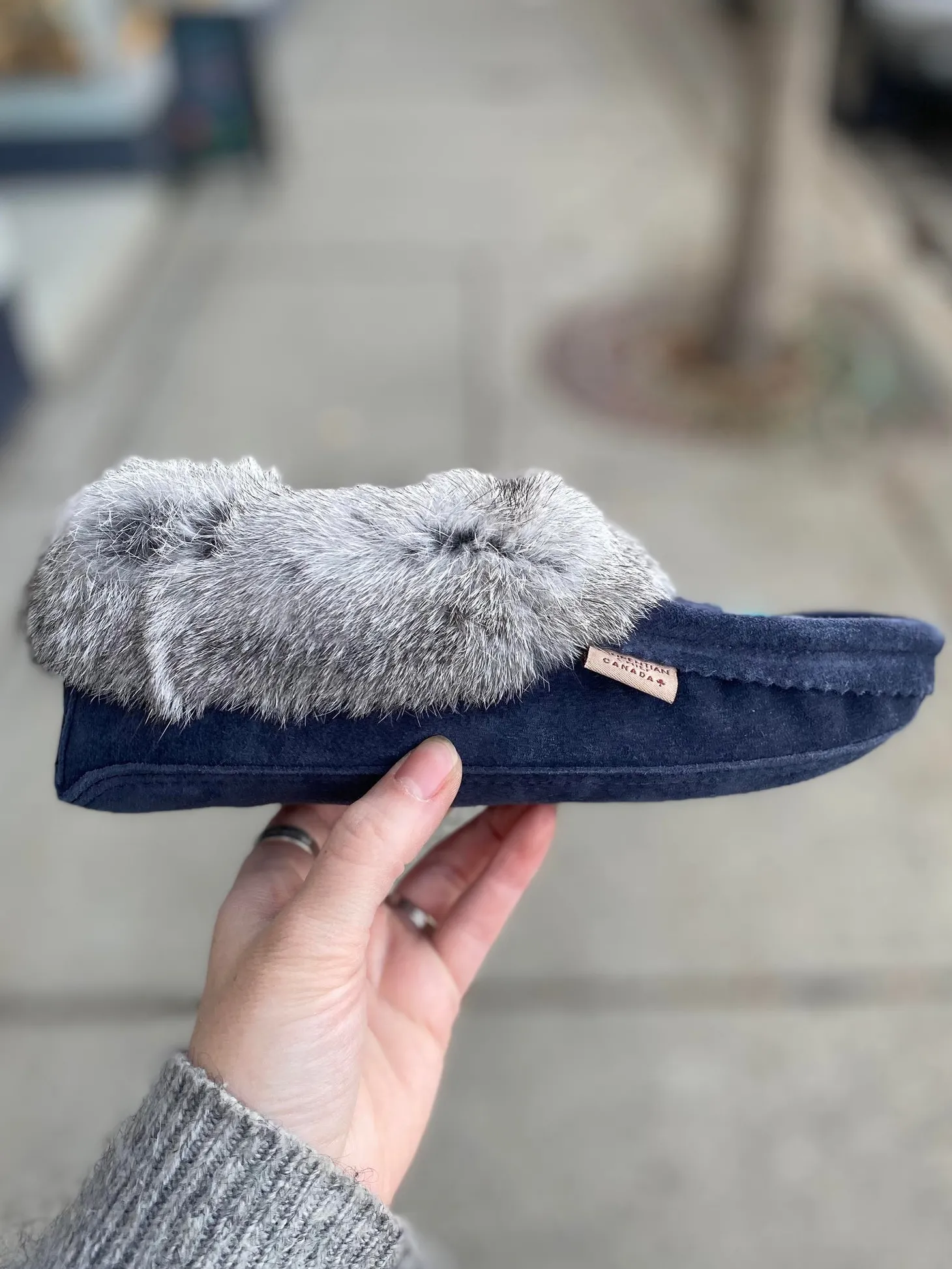 Laurentian Chief - 658L - Navy