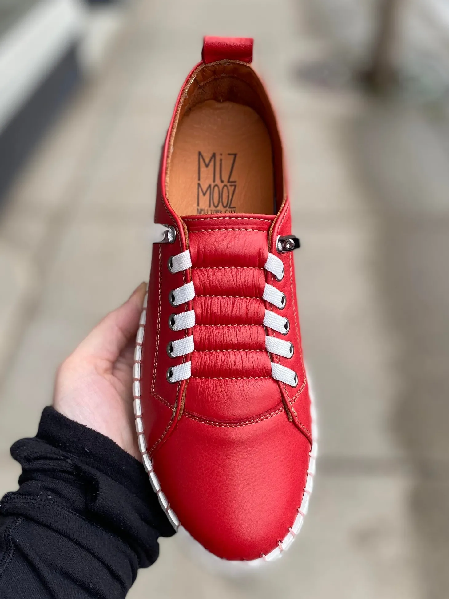 Miz Mooz - Mackee - Red
