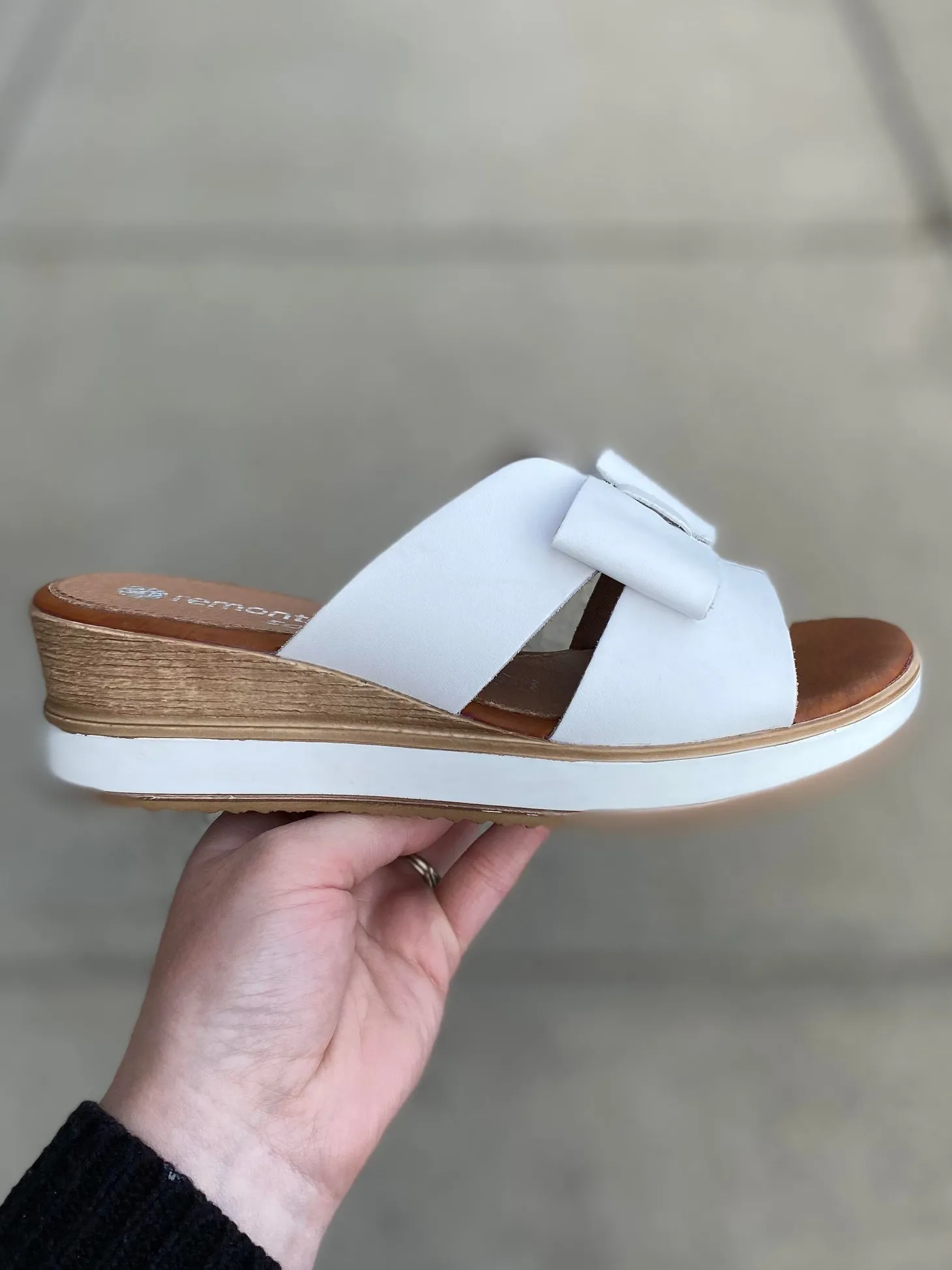Remonte - Jerilyn Bow -White